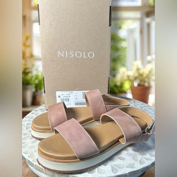 Nisolo Go-To Flatform Sandal - Picture 2 of 15